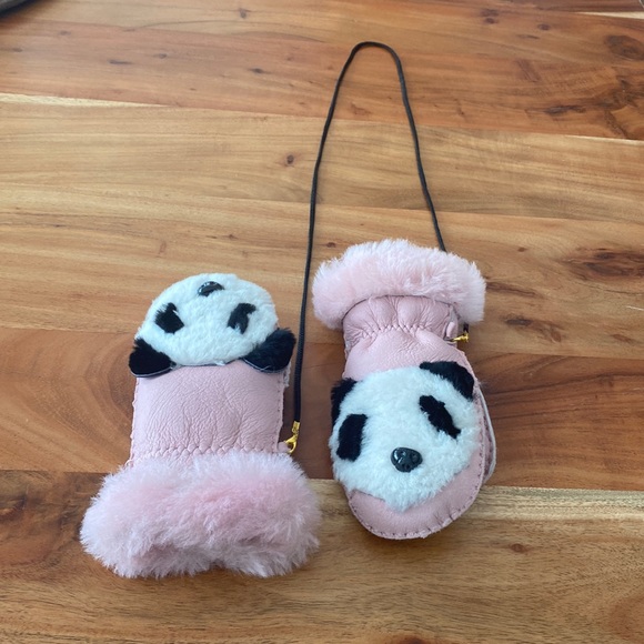 Kids panda sheepskin mitts - Picture 1 of 9